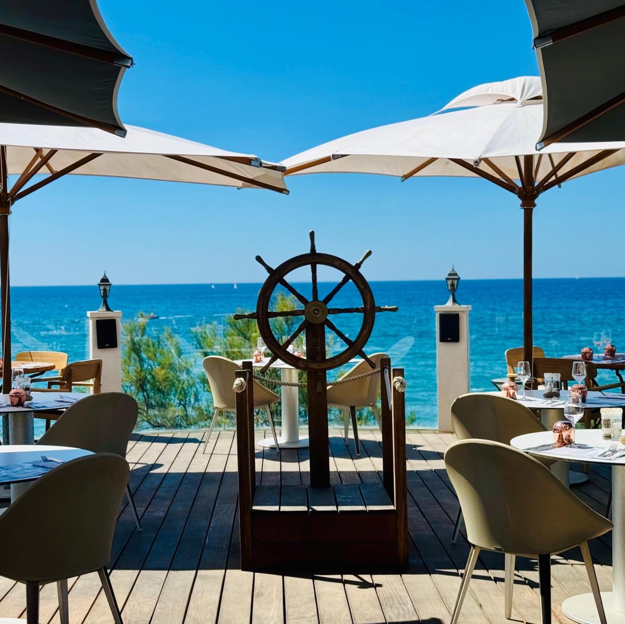 Grand Hotel Des Sablettes Plage, Curio Collection By Hilton La Seyne-sur-Mer Exterior foto